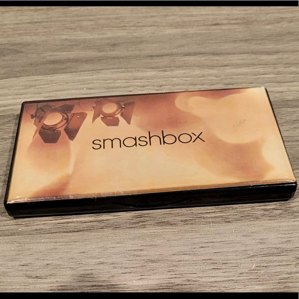 NEW LIMITED EDITION Casey Holmes Smashbox Spotlight Palette - PEARL